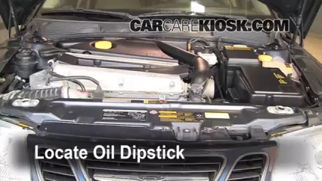 2005 Saab 9-5 Arc 2.3L 4 Cyl. Turbo Sedan Aceite Controlar nivel de aceite